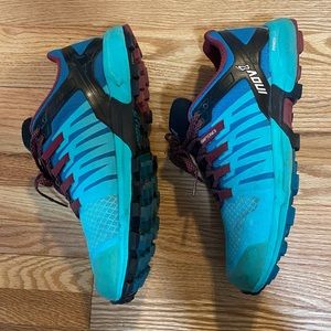 Size 9.5 hiking shoes- inov brand